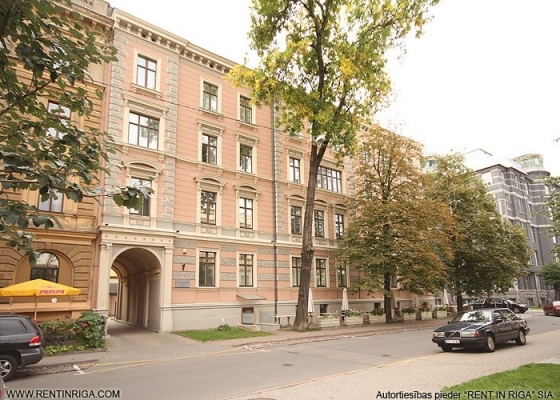 Iznomā tirdzniecības telpas, Pumpura iela - Attēls 1