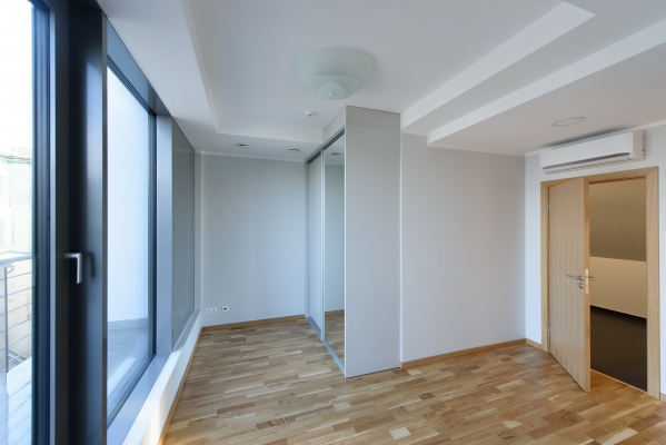 Apartment for rent, Dzirnavu street 39 - Image 1