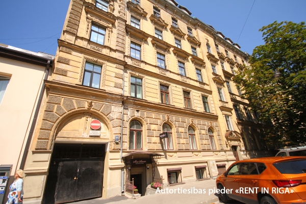 Apartment for rent, Baznīcas street 35 - Image 1