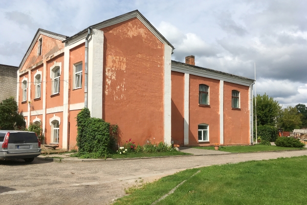 House for sale, Uzvaras street - Image 1