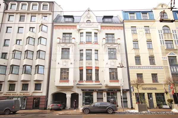 Продают квартиру, улица Pulkveža Brieža 11 - Изображение 1