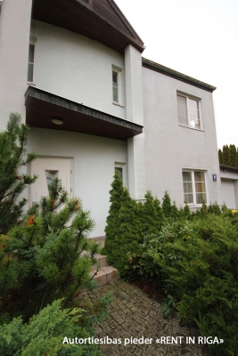 House for sale, Siguldas street - Image 1