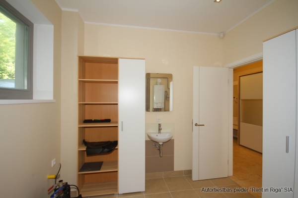 House for rent, Meierovica prospekts - Image 1