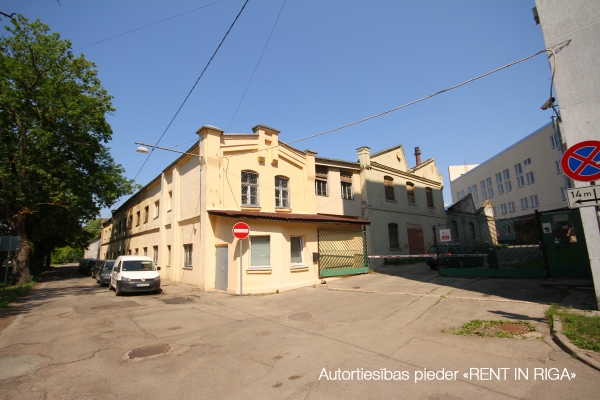 Industrial premises for rent, Baltā street - Image 1