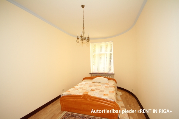 Apartment for sale, Vīlandes street 12 - Image 1