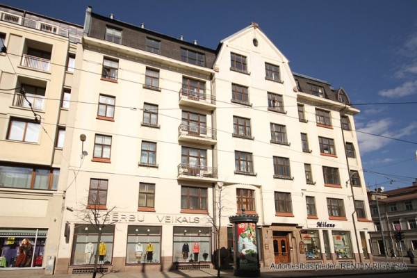 Apartment for rent, Krišjāņa Barona street 37 - Image 1
