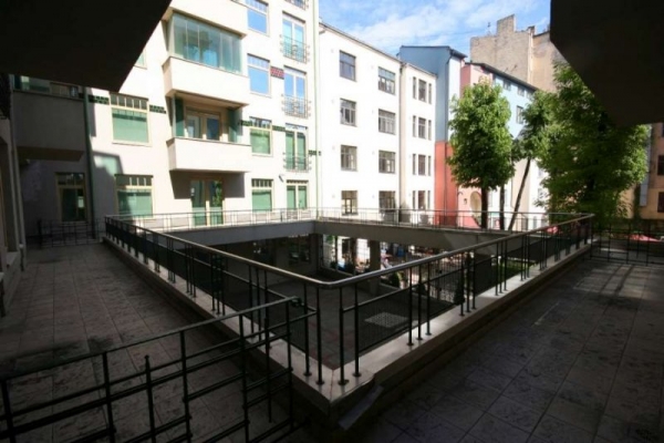 Apartment for rent, Dzirnavu street 37 - Image 1