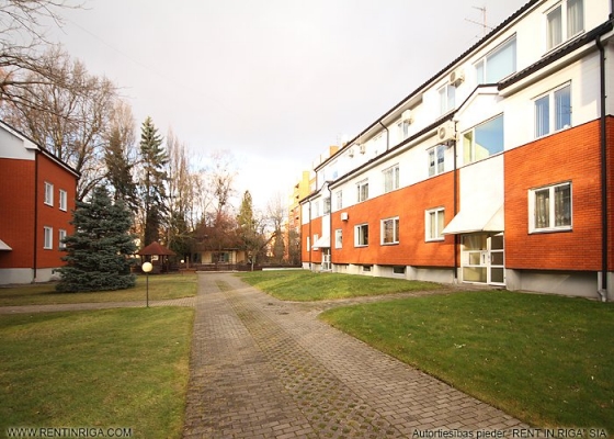 Продают квартиру, улица Rēzeknes 27b - Изображение 1