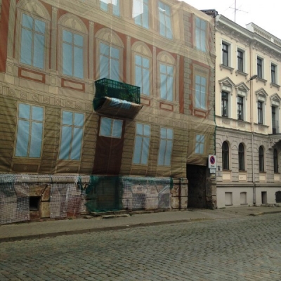 Pārdod zemi, Dzirnavu iela - Attēls 1