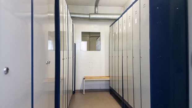 Pārdod noliktavu, Meirānu iela - Attēls 1