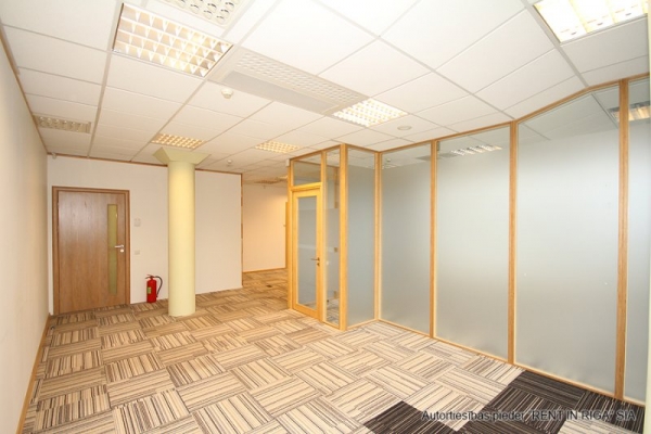 Iznomā biroju, Ulmaņa gatve - Attēls 1