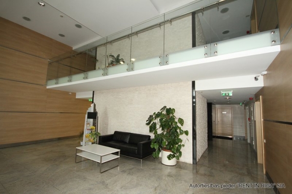 Izīrē dzīvokli, Lielirbes iela 13 - Attēls 1