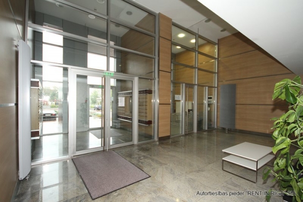 Izīrē dzīvokli, Lielirbes iela 13 - Attēls 1