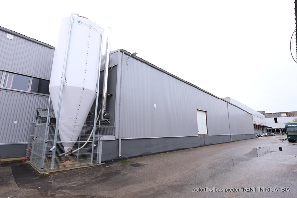 Iznomā noliktavu, Kurzemes prospekts iela - Attēls 1