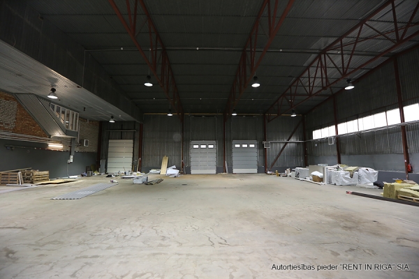 Iznomā noliktavu, Kurzemes prospekts iela - Attēls 1