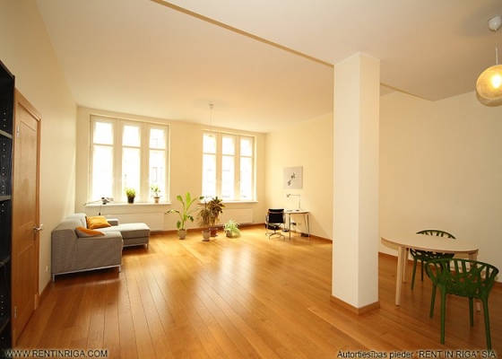 Pārdod dzīvokli, Brīvības iela 139 - Attēls 1