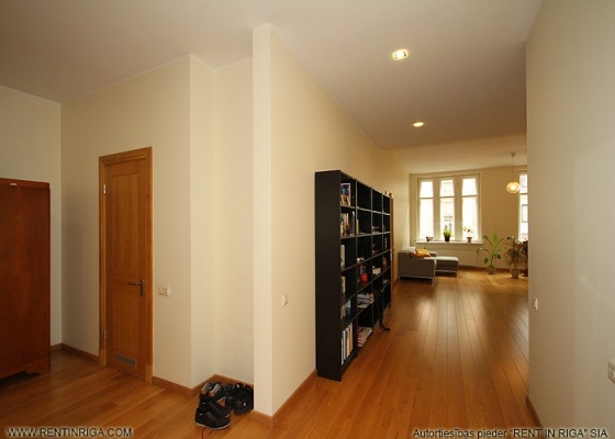 Pārdod dzīvokli, Brīvības iela 139 - Attēls 1