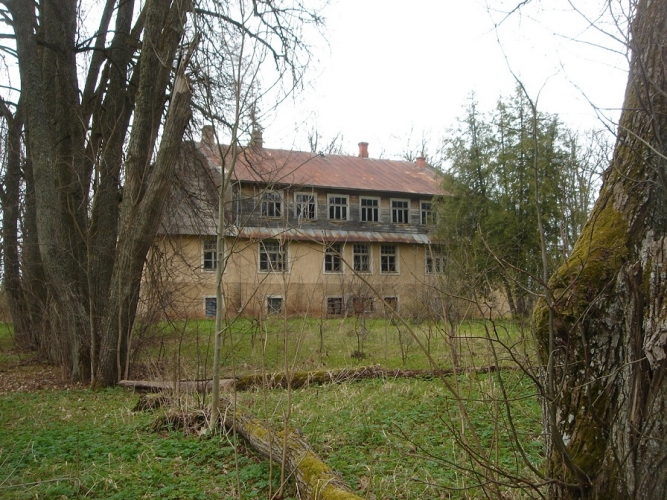 Sludinājumi. Pusotras stundas braucienā no Rīgas, gleznainā ainavā un lauku klusumā atrodas 500 gadus sena muiža Cena: 100000 EUR Foto #1