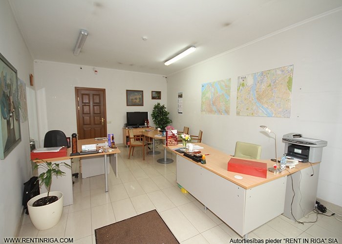 Объявление. Lieliskas tirdzniecības telpas restaurētā Vecrīgas ēkā ar kopīgo platību 40 kvadrātmetri. Цена: 272950 EUR Foto #3