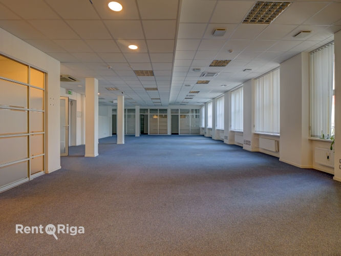 Объявление. Tiek iznomātas kvalitatīvas biroja telpas ar kopīgo platību 755,10 kvadrātmetri, pilsētas centrā Цена: 7551 EUR/мес. Foto #5