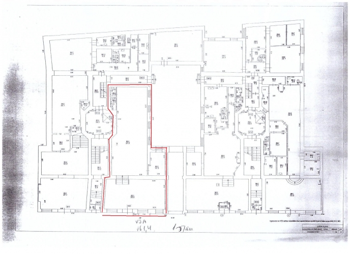 Объявление. Просторное помещение в центре города.  + Городские коммуникации; + Последним арендатором был Цена: 1000 EUR/мес. Foto #9