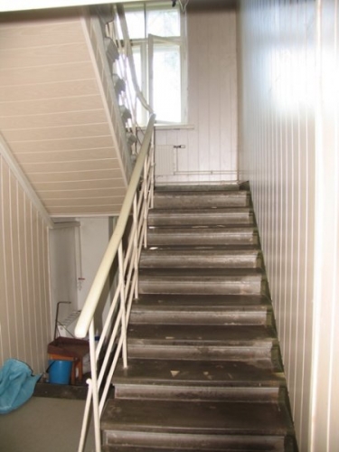 Sludinājumi. Tiek pārdota divstāvu ēka Teikā.   + Kopējā mājas platība 175 m2. + Zemes platība ~ 677 m2.  - Zeme Cena: 155000 EUR Foto #7