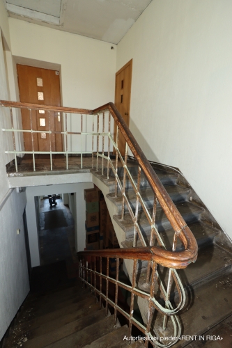 Объявление. Сдается офисное помещение на Тейке. Второй этаж, городское отопление. Санузел, душевая, место для Цена: 450 EUR/мес. Foto #9