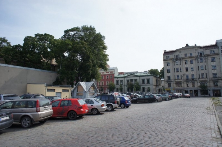 Sludinājumi. Zemes gabals Rīgas centrā, Valdemāra/Melngaiļa ielas stūri. Jauktas centra apbūves teritorija Cena: 2.1e+06 EUR Foto #3