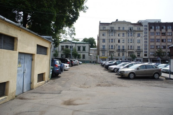 Sludinājumi. Zemes gabals Rīgas centrā, Valdemāra/Melngaiļa ielas stūri. Jauktas centra apbūves teritorija Cena: 2.1e+06 EUR Foto #7