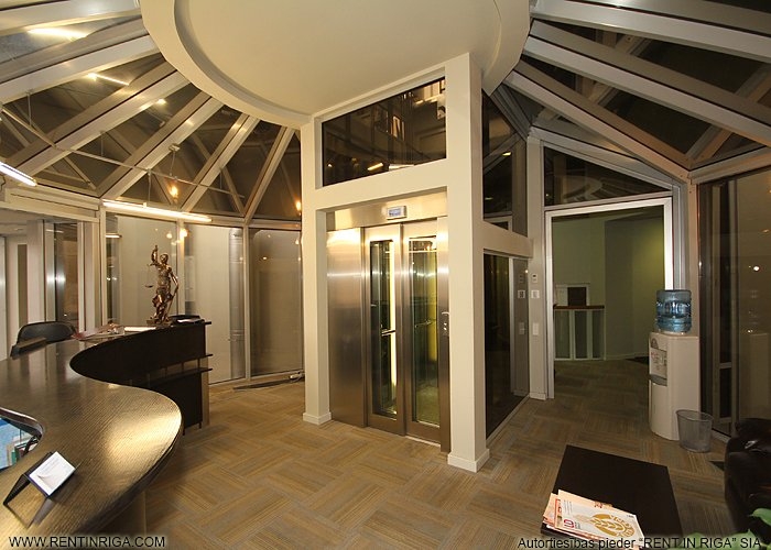 Sludinājumi. Iznomā ekskluzīvas biroja telpas ar pilnu apdari, pašā Rīgas centrā, Dzirnavu un Tērbatas ielu Cena: 1987 EUR/mēn Foto #7