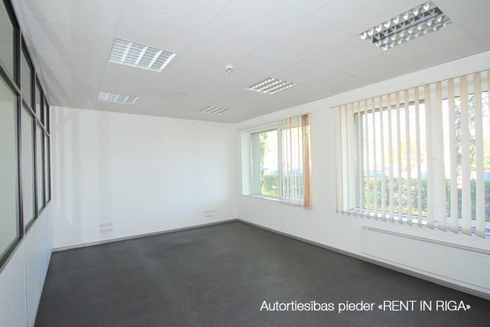 Sludinājumi. Autonoms birojs/tirdzniecības telpas pie tirdzniecības ostas Uriekstes ielā.  + Privāta ieeja no Cena: 1395 EUR/mēn Foto #6