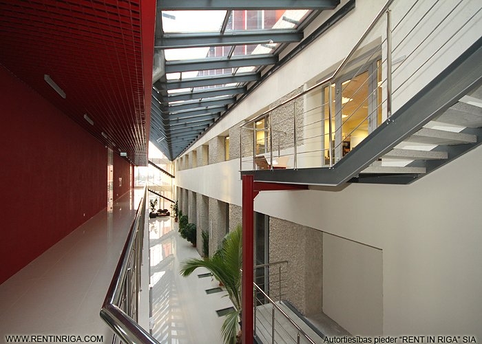 Sludinājumi. Birojs pie t/c \'MOLS\'.  + 3. stāvs. + Platība sastāv no atvērtas telpas, kabineta un servera Cena: 676 EUR/mēn Foto #7