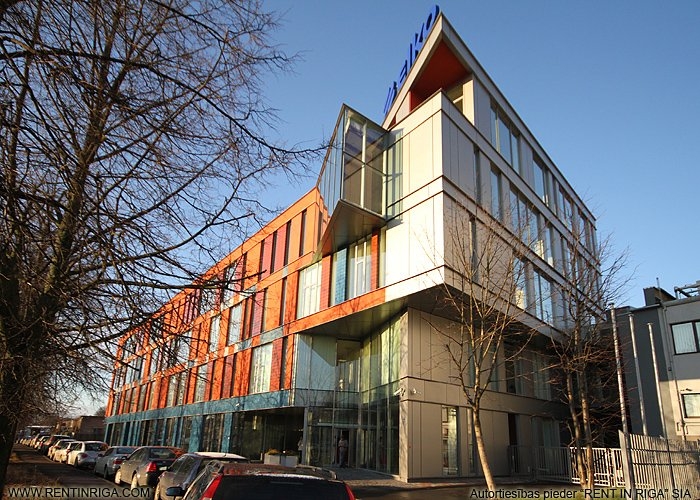 Sludinājumi. Birojs pie t/c \'MOLS\'.  + 3. stāvs. + Platība sastāv no atvērtas telpas, kabineta un servera Cena: 676 EUR/mēn Foto #1