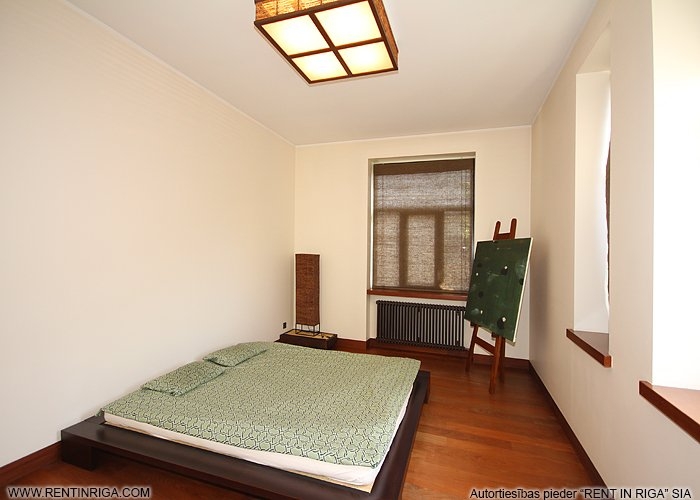 Sludinājumi. Uz īri tiek piedāvāts elegants un ērts trīs istabu dzīvoklis Āgenskalnā, tieši blakus Kalnciema Cena: 1000 EUR/mēn Foto #8