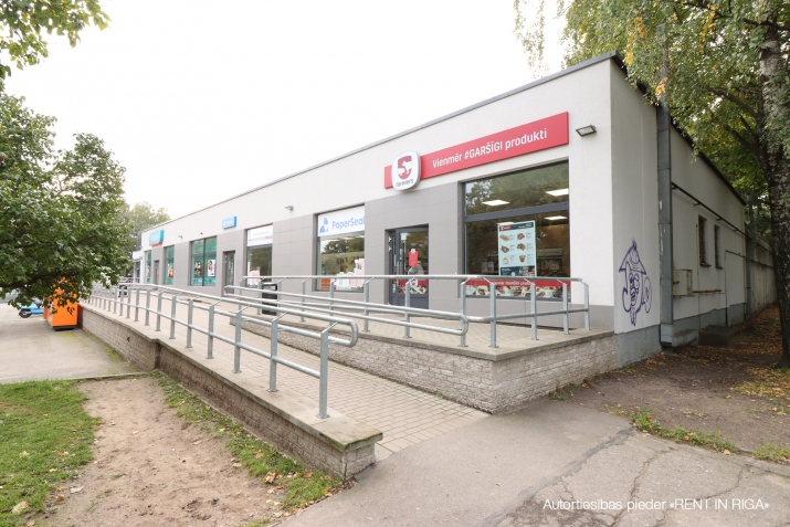 Sludinājumi. Investīciju objekts- tirdzniecības centrs Iļģuciemā. Īpašums iznomāts.  + 2 ēku platība 2497 m2. + Cena: 1.93e+06 EUR Foto #5