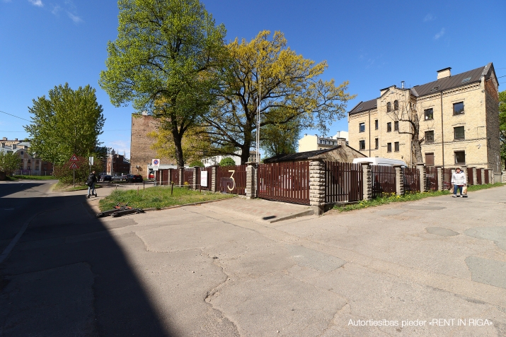 Объявление. Tiek iznomāta biroja telpa Valmieras ielā netālu no Ģertrūdes ielas. Birojs atrodas ēkas 2. stāvā, Цена: 140 EUR/мес. Foto #8