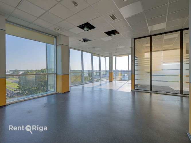 Объявление. Birojs Pļavniekos, jaunas biroju ēkas pēdējā- 5. stāvā. Telpu plānojums un apdare tiek pieskaņota Цена: 1700 EUR/мес. Foto #6
