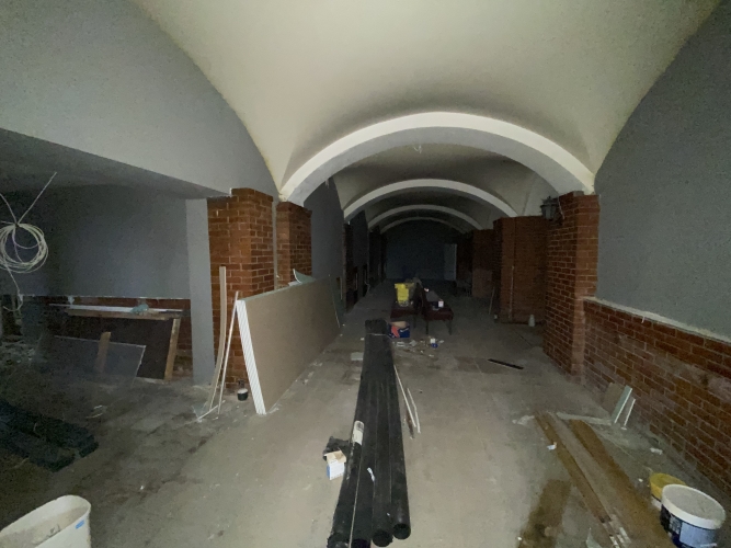 Объявление. Iznomā tidzniecības telpas centrā, pie \'Rīgas cirks\'.  + Cokolstāvā (5 pakāpieni uz leju).  + Цена: 2500 EUR/мес. Foto #5