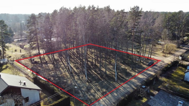 Sludinājumi. Pārdod lielu, regulāras formas zemes gabalu Jūrmalā, Valteros savrupmāju apbūves teritorijā.   Uz Cena: 109000 EUR Foto #4