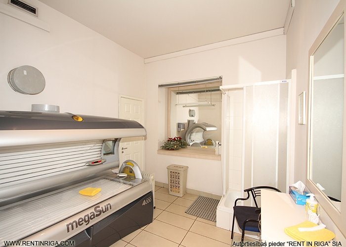 Объявление. Tirdzniecības telpas divos līmeņos.  + Pirmais stāvs 97 m2, pagrabstāvs 92 m2; + sanmezgls un Цена: 1316 EUR/мес. Foto #6