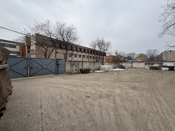 Sludinājumi. Teritorija un ražošanas ēkas Sarkandaugavā.  Ēku kopējā platīb 2337 m2; Zemes kopējā platība 3690 Cena: 1.3e+06 EUR Foto #5