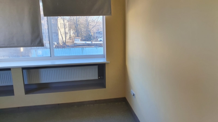 Объявление. Biroja telpas industriālā parkā 2. stāvā.   Biroja telpas sastāv no diviem kabinetiem. Цена: 165 EUR/мес. Foto #6