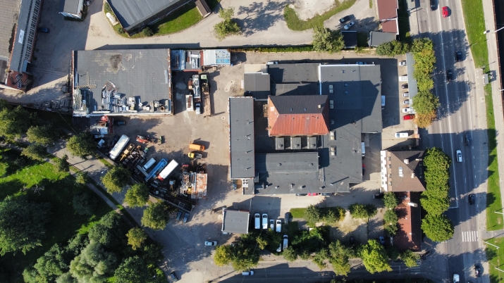 Sludinājumi. Multifunkcionāls objekts ar skatu uz Daugavu.  Tuvā pārdaugava, Mūkusalas iela 51.  Īpašumā 4 ēkas Cena: 3e+06 EUR Foto #9