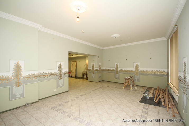 Объявление. Отремонтированный дом в Старой Риге, напротив Домской церкви.  Рядом гостиница Гутенбергс и Цена: 3.2e+06 EUR Foto #6