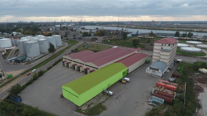 Sludinājumi. Iznomā neapkurināmas noliktavas telpas Sarkandaugavā, 1. stāvā.  Platība sastāv no vienas telpas.  Cena: 2016 EUR/mēn Foto #2