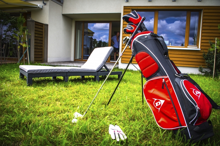 Sludinājumi. Divstāvu dzīvoklis rindu māja, atrodas slēgta tipa ciematā. Pirmajā stāvā ir plaša dzīvojamā istaba Cena: 260000 EUR Foto #9