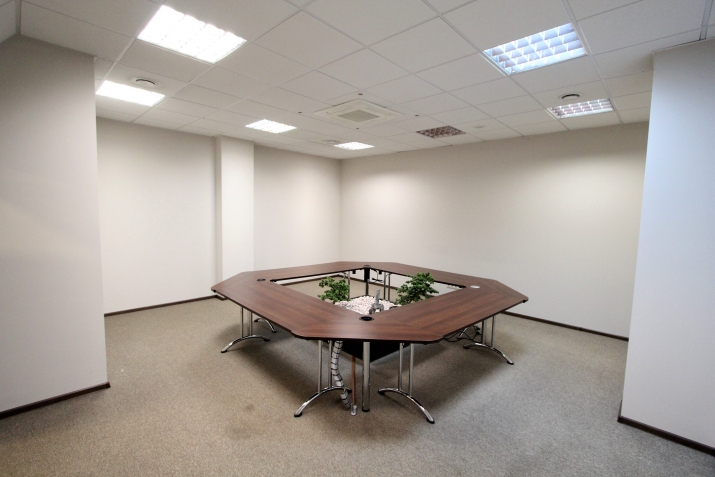 Sludinājumi. Iznomā biroja telpas Duntes ielā 15a.  + 5. stāvs. + Platība sastāv no recepcijas, trīs Cena: 5210 EUR/mēn Foto #8