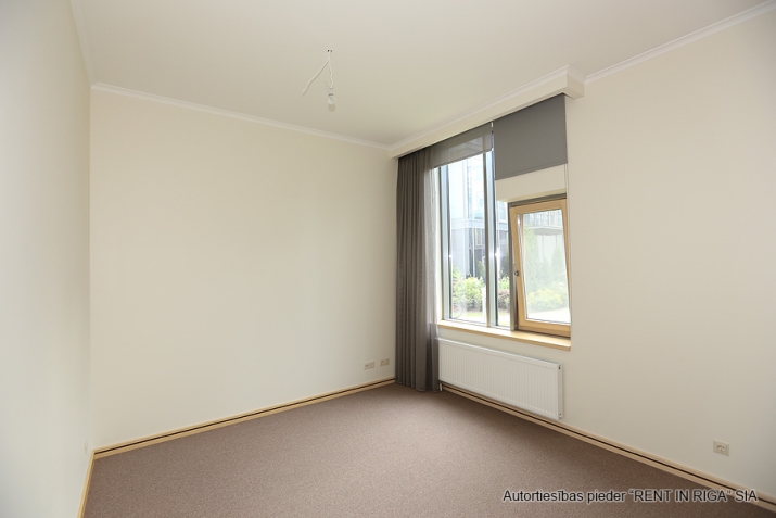 Sludinājumi. Tiek piedāvāti 3. ist. apartamenti jaunajā projektā Jūrmalas Rezidence. Cenā ietilpst pazemes Cena: 230000 EUR Foto #7