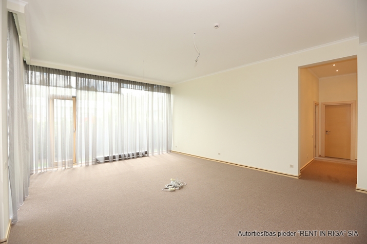 Sludinājumi. Tiek piedāvāti 3. ist. apartamenti jaunajā projektā Jūrmalas Rezidence. Cenā ietilpst pazemes Cena: 230000 EUR Foto #6