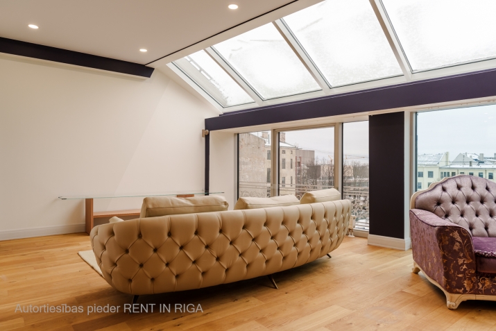 Sludinājumi. Ekskluzīvs dzīvoklis jaunā projektā Rīgas centrā  starp Tērbatas un Brīvības ielām  Gaišs un Cena: 427260 EUR Foto #4